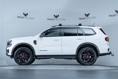 2023 Ford Everest - Thumbnail