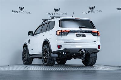 2023 Ford Everest - Thumbnail