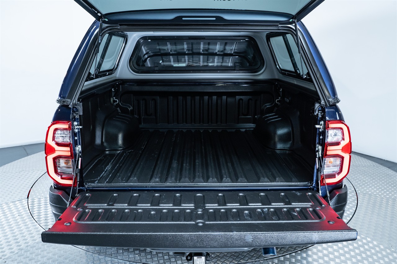 2024 Toyota Hilux