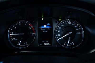 2022 Toyota Hilux - Thumbnail