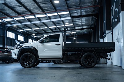 2022 Toyota Hilux - Thumbnail