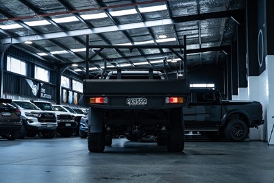2022 Toyota Hilux - Thumbnail