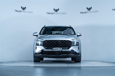 2021 Hyundai Santa Fe - Thumbnail
