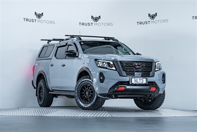 2021 Nissan Navara - Thumbnail