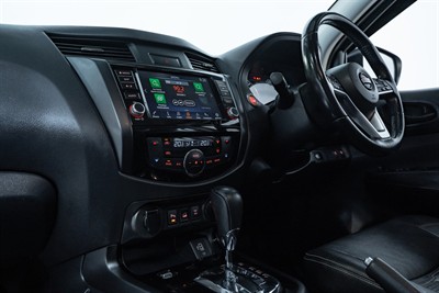 2021 Nissan Navara - Thumbnail
