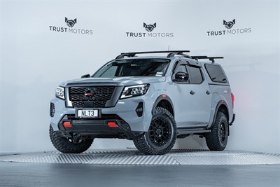 2021 Nissan Navara - Thumbnail