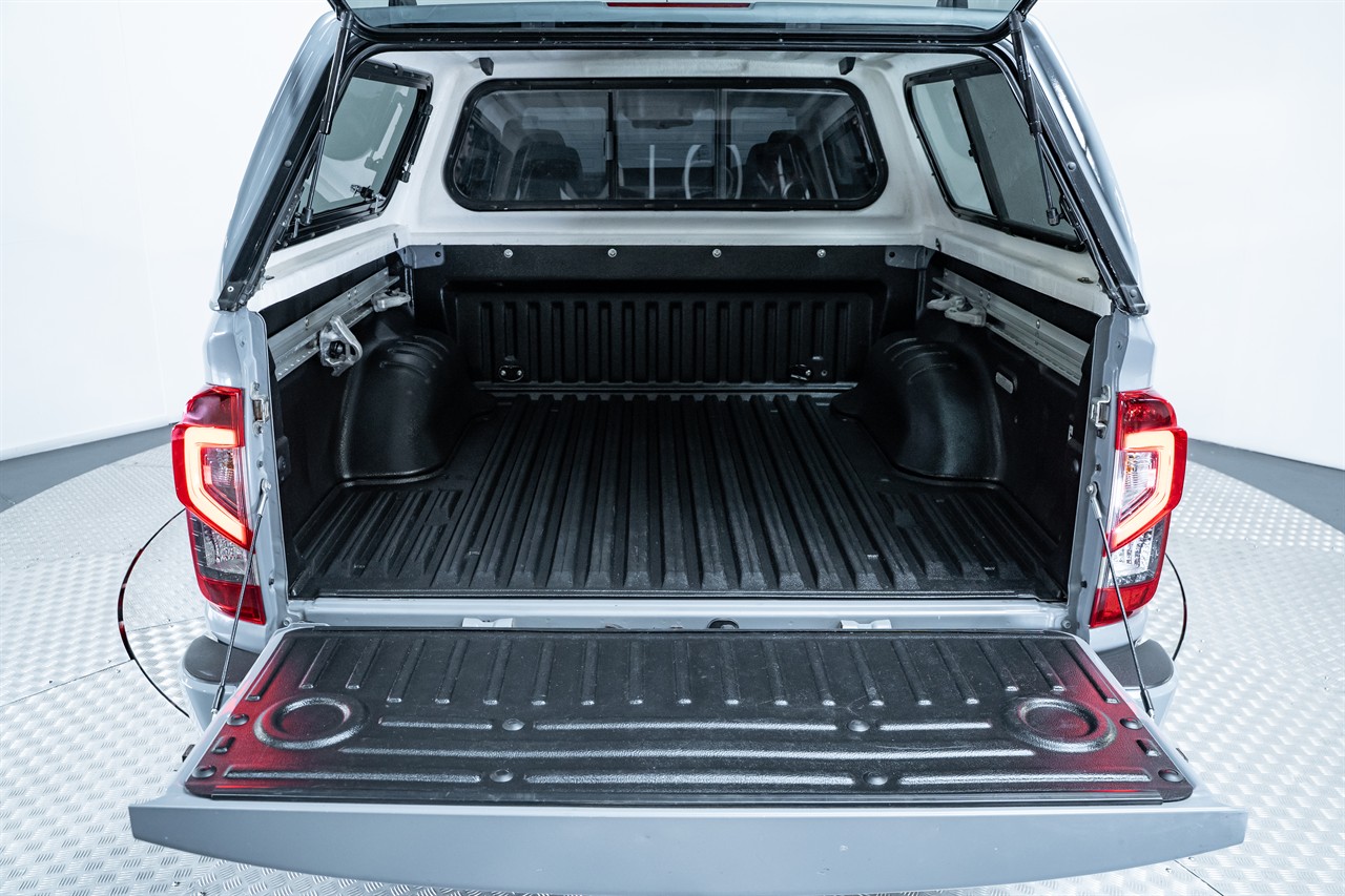 2021 Nissan Navara