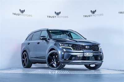 2020 Kia Sorento - Image Coming Soon