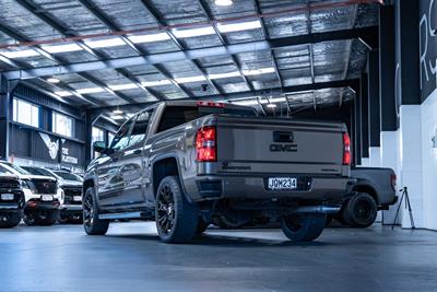 2015 GMC Sierra - Thumbnail