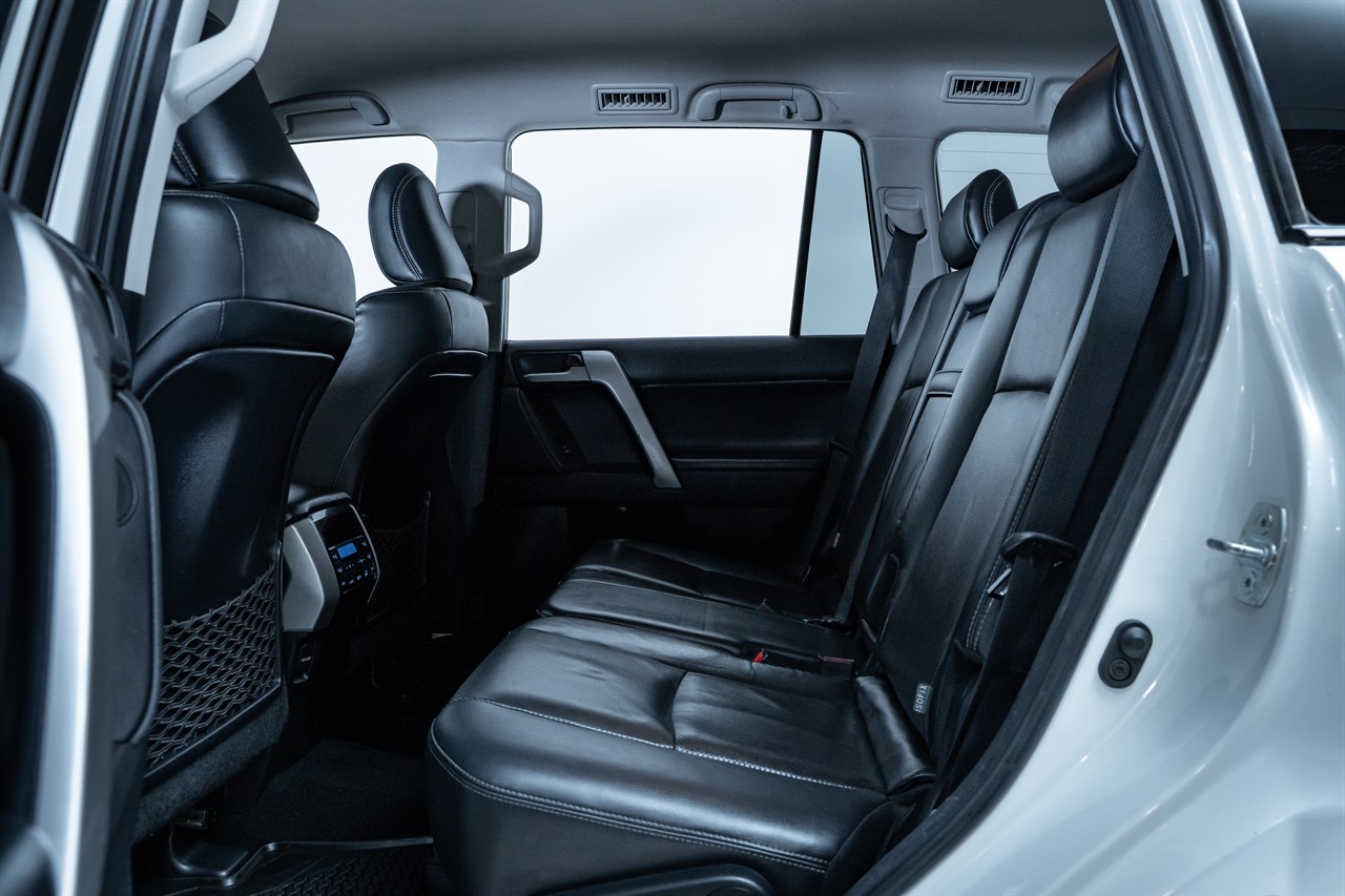 2020 Toyota Landcruiser Prado