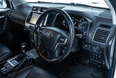 2020 Toyota Landcruiser Prado - Thumbnail