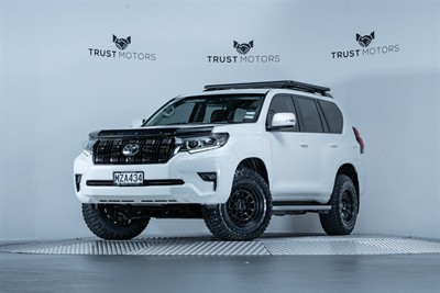 2020 Toyota Landcruiser Prado - Thumbnail