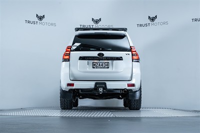 2020 Toyota Landcruiser Prado - Thumbnail