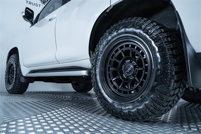 2020 Toyota Landcruiser Prado - Thumbnail