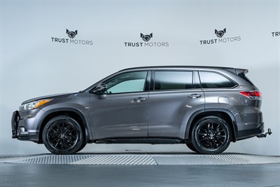 2016 Toyota Highlander - Thumbnail