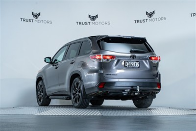 2016 Toyota Highlander - Thumbnail