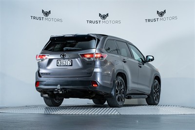 2016 Toyota Highlander - Thumbnail