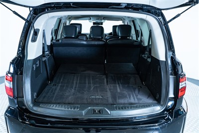 2020 Nissan Patrol - Thumbnail