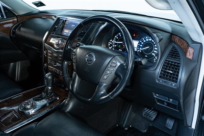 2020 Nissan Patrol - Thumbnail