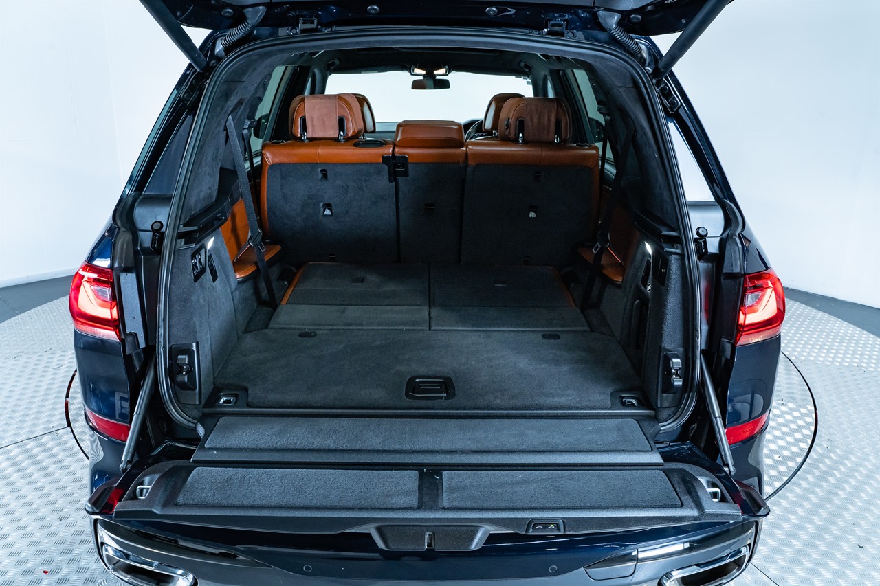 2019 BMW X7