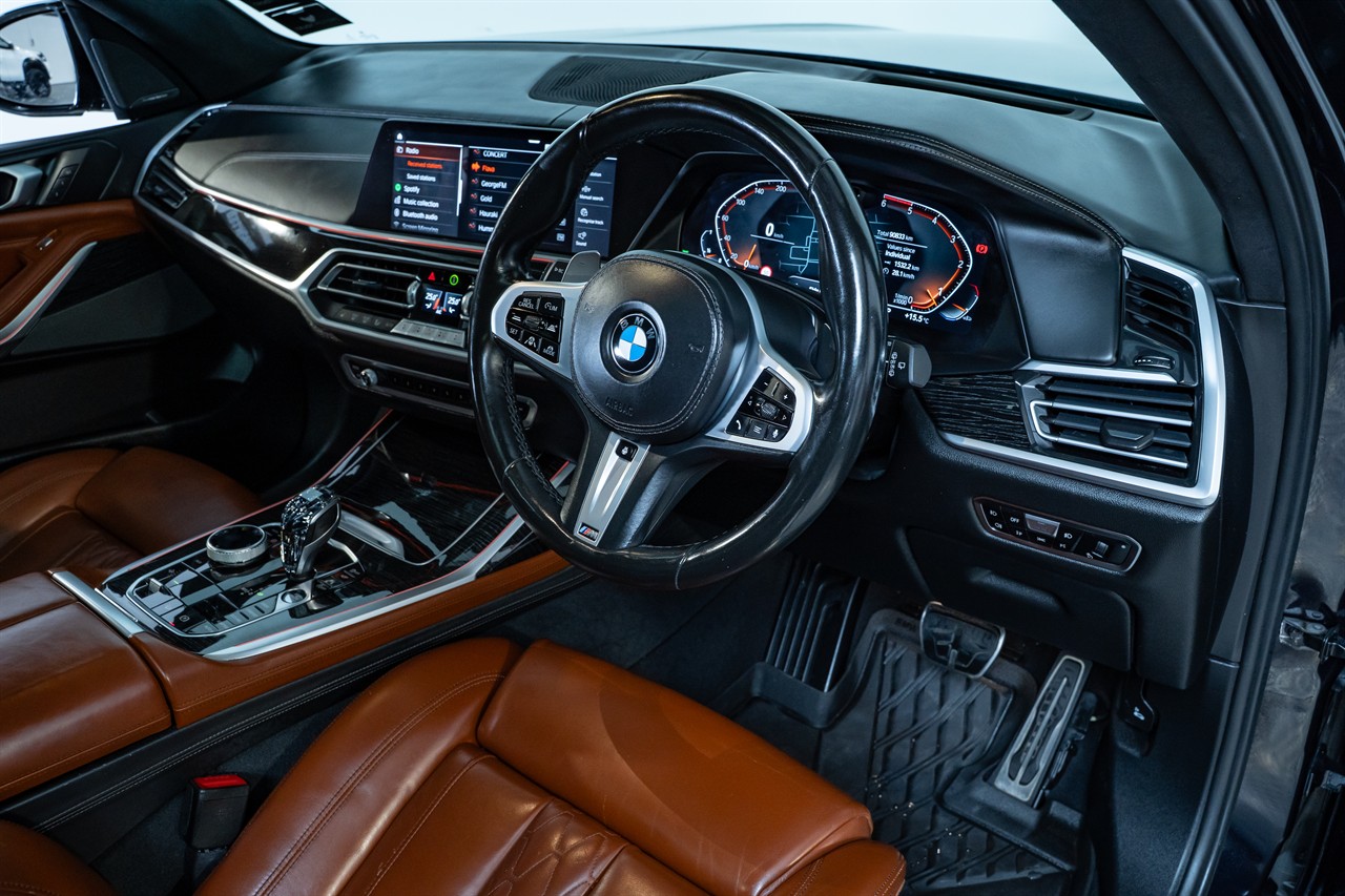 2019 BMW X7