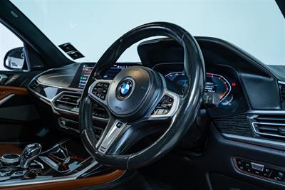 2019 BMW X7 - Thumbnail