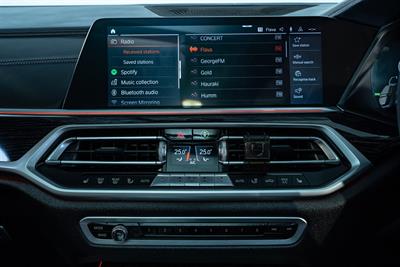 2019 BMW X7 - Thumbnail