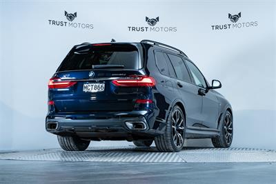 2019 BMW X7 - Thumbnail