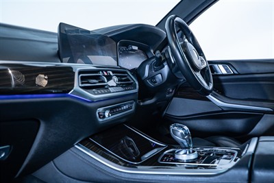 2018 BMW X5 - Thumbnail