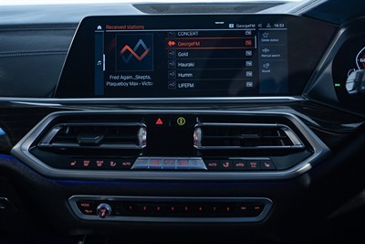 2018 BMW X5 - Thumbnail