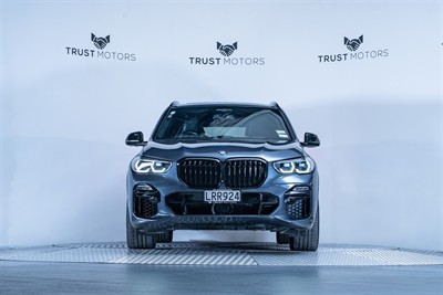 2018 BMW X5 - Thumbnail