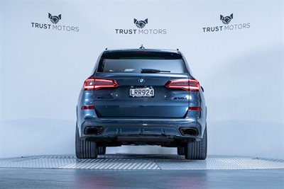 2018 BMW X5 - Thumbnail