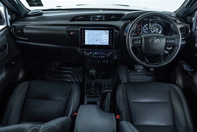 2023 Toyota Hilux - Thumbnail