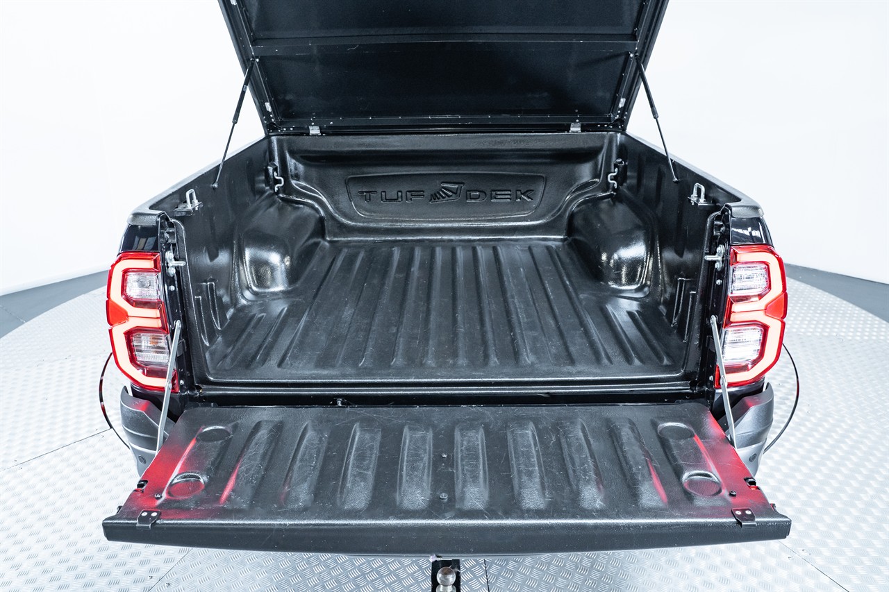 2023 Toyota Hilux