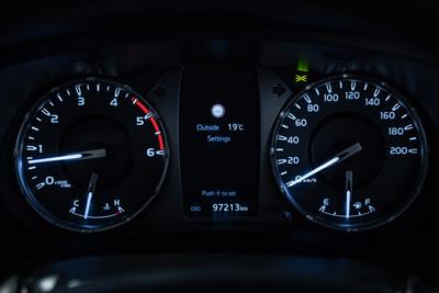 2021 Toyota Hilux - Thumbnail