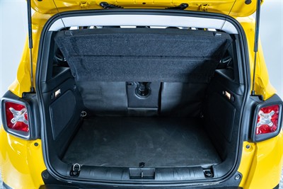 2016 Jeep Renegade - Thumbnail