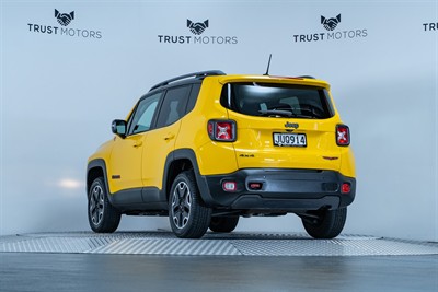 2016 Jeep Renegade - Thumbnail