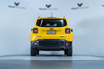 2016 Jeep Renegade - Thumbnail