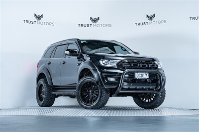 2019 Ford Everest - Thumbnail