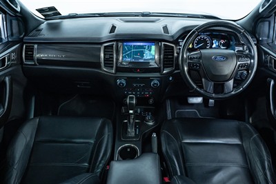 2019 Ford Everest - Thumbnail