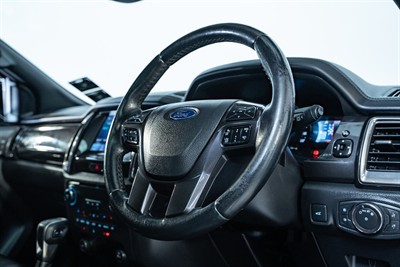 2019 Ford Everest - Thumbnail