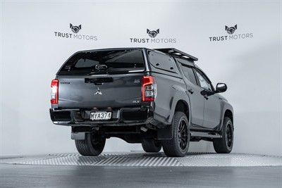 2020 Mitsubishi Triton - Thumbnail
