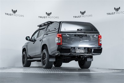 2020 Mitsubishi Triton - Thumbnail