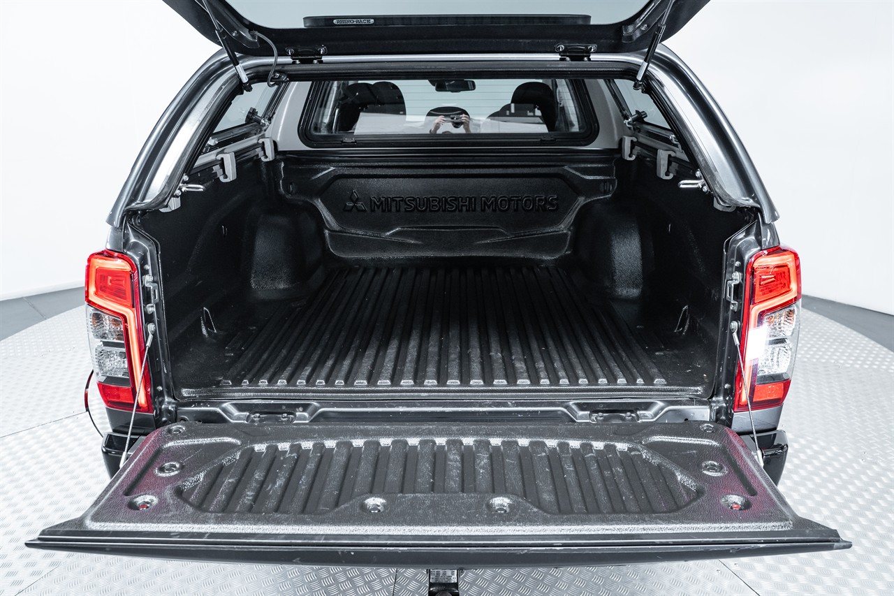 2020 Mitsubishi Triton