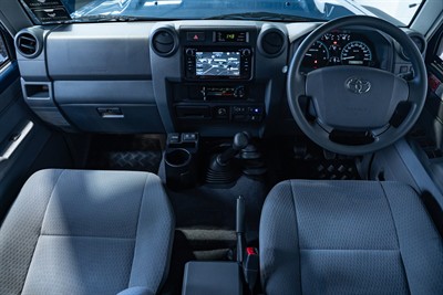 2021 Toyota Landcruiser - Thumbnail