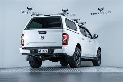 2021 Nissan Navara - Thumbnail