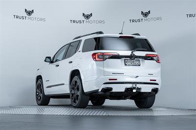 2020 Holden Acadia - Thumbnail