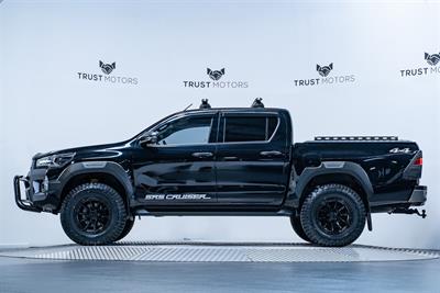 2021 Toyota Hilux - Thumbnail