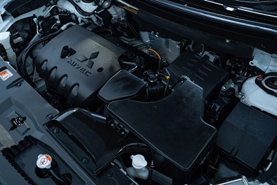 2022 Mitsubishi Outlander - Thumbnail