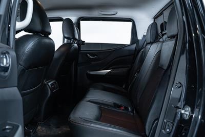 2020 Nissan Navara - Thumbnail